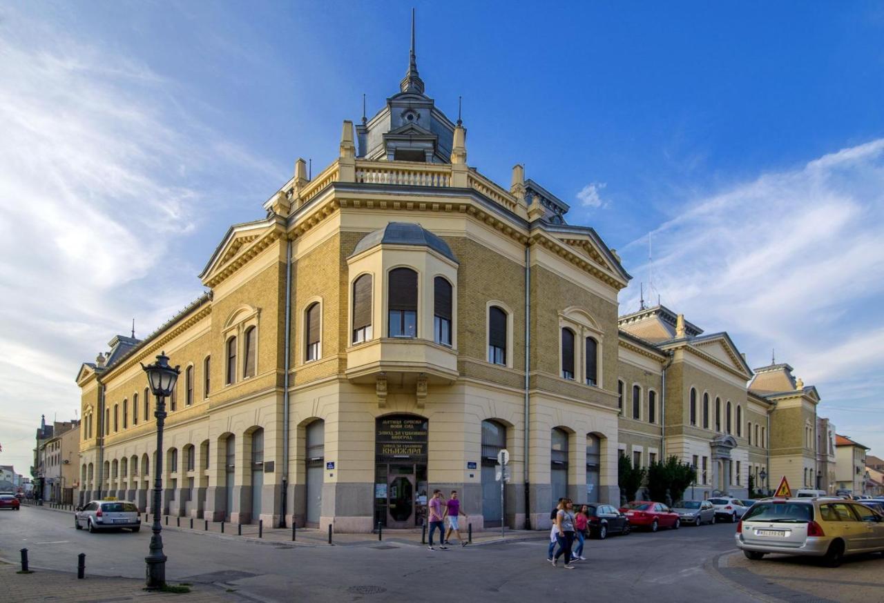 Strawberry Apartments City Center Novi Sad Luaran gambar